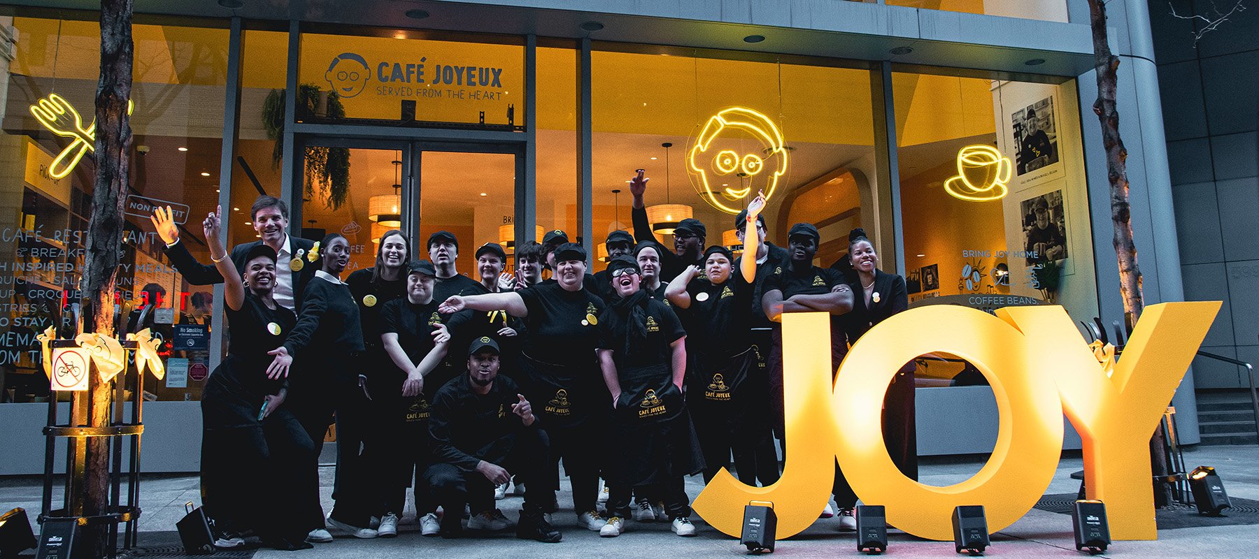Joyeux Café Corporate frame 1